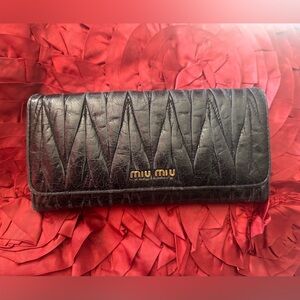 Miu Miu Matelassè Nappa Wallet